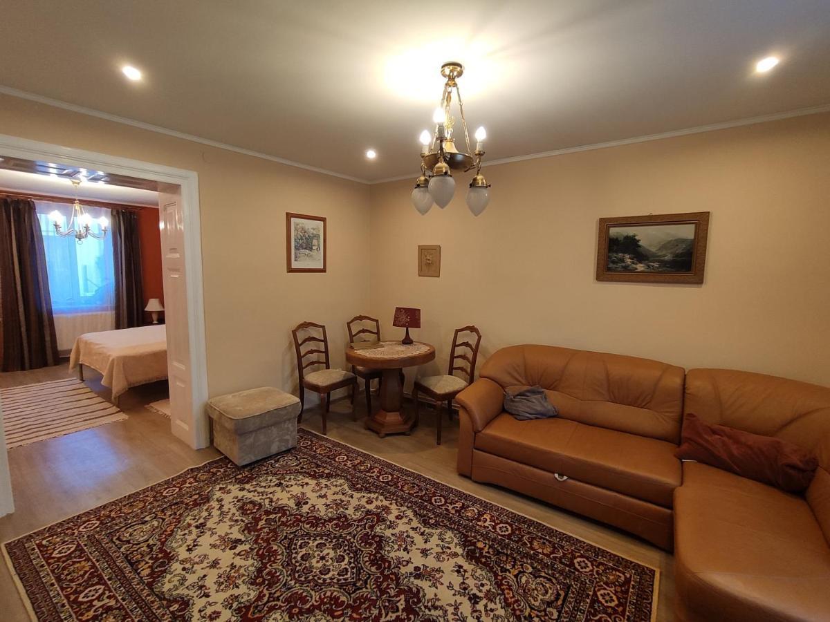 Dom Pod Zegarem Apartment Przemysl Exterior photo