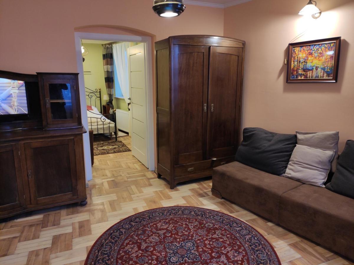Dom Pod Zegarem Apartment Przemysl Exterior photo